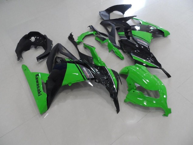 ZX 300R 13-16 - Negro Verde ZX 300R 13-16 - Negro Verde
